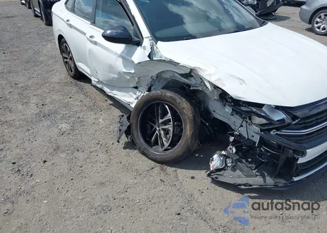 2024 Volkswagen Jetta 1.5T Sport from USA, damaged, VIN 3VWBM7BU4RM021821